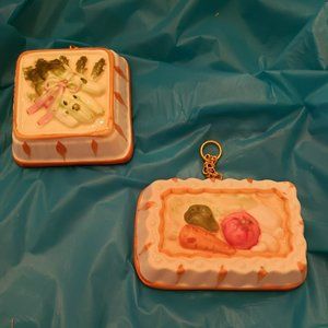 Vintage Gelatin Mold Wall Hanger Made in Taiwan Miniature set of 2 MCM